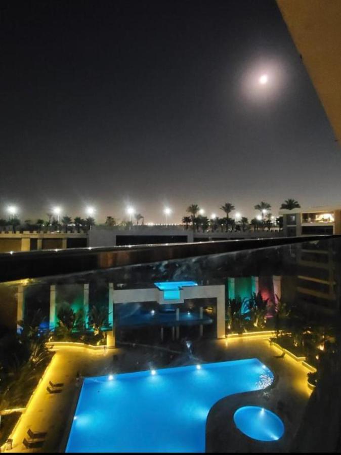 Fully Furnished Apartment At Ocean Blue Compound Kahire Dış mekan fotoğraf