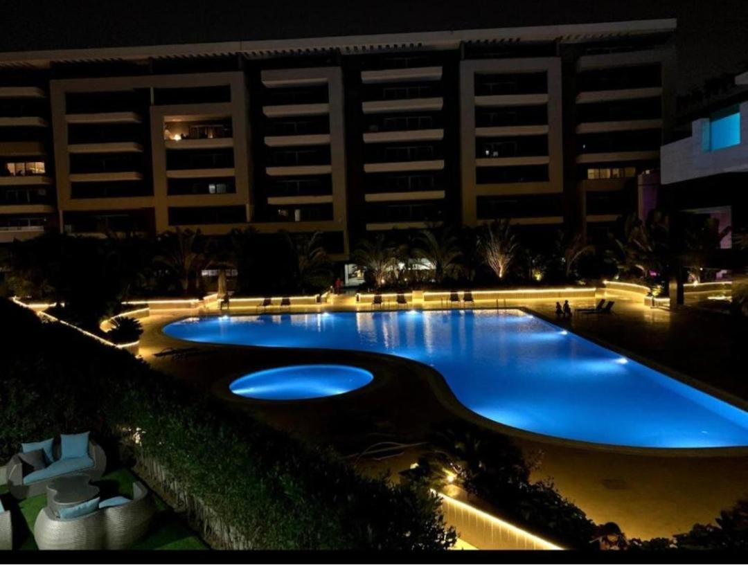 Fully Furnished Apartment At Ocean Blue Compound Kahire Dış mekan fotoğraf